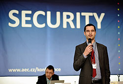 2013-02-20-a-TOM 3048