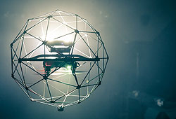 dron v akci