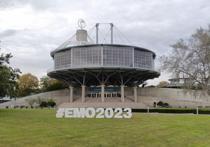 EMO 1