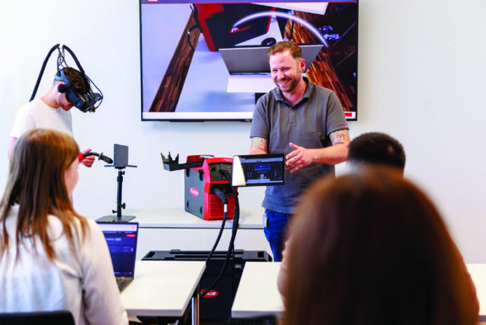 Fronius 1a. SOUTEZ Welducation Simulator Fronius 1a. SOUTEZ Welducation Simulator